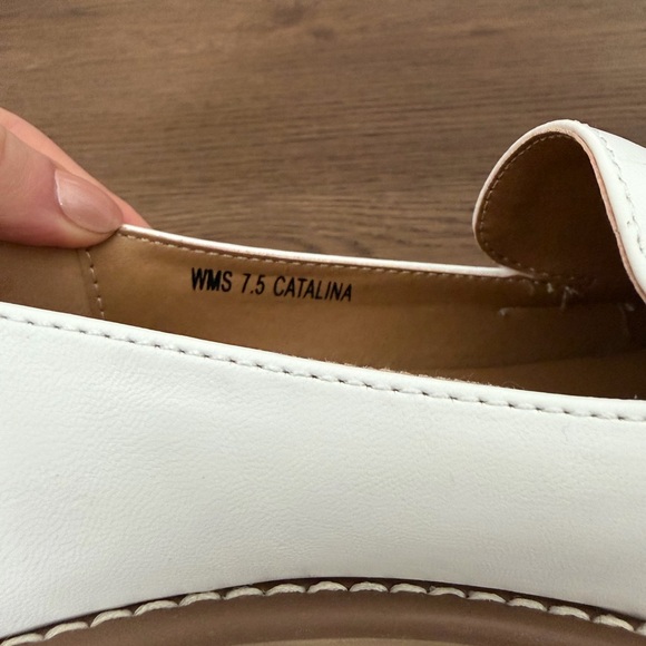 Dolce Vita Cream Mules with Tan Soles - Picture 4 of 6